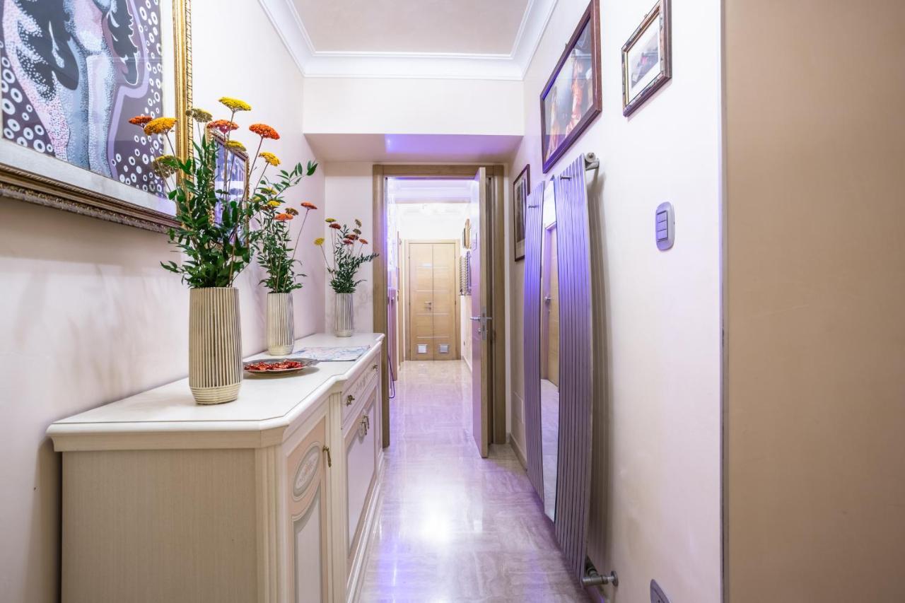 Luxury Inn Opera Рим Екстер'єр фото