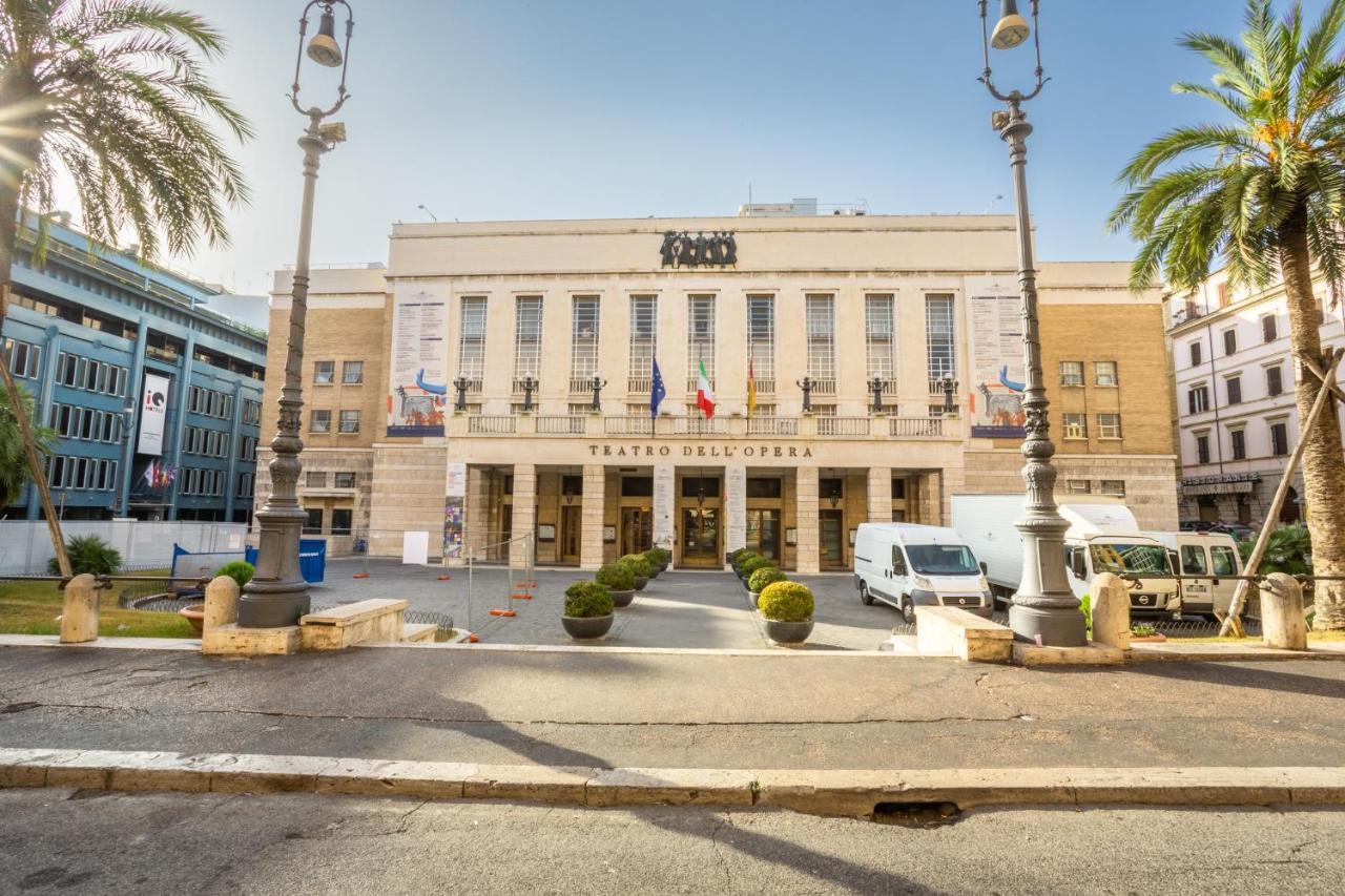 Luxury Inn Opera Рим Екстер'єр фото